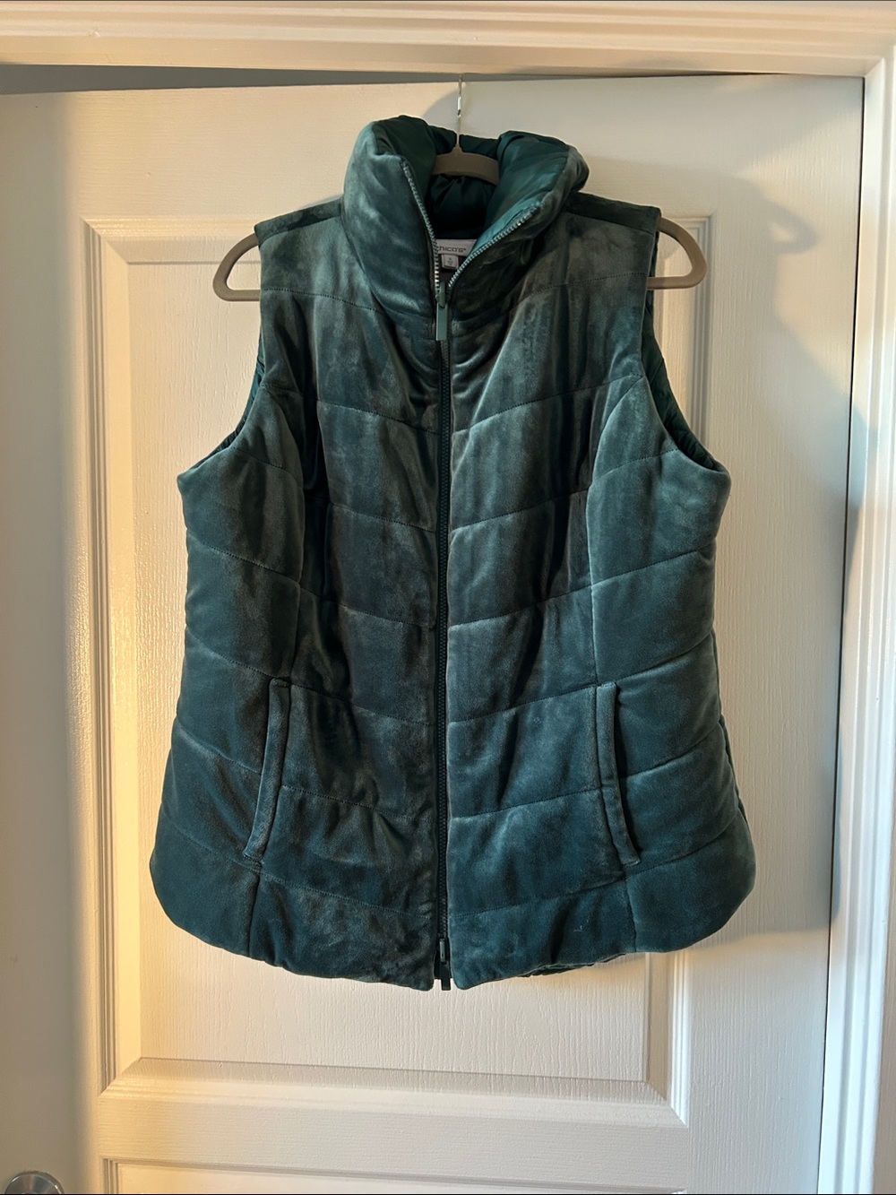 Chico's Reversible Quilted Sleeveless Puffer Vest in Deep Teal